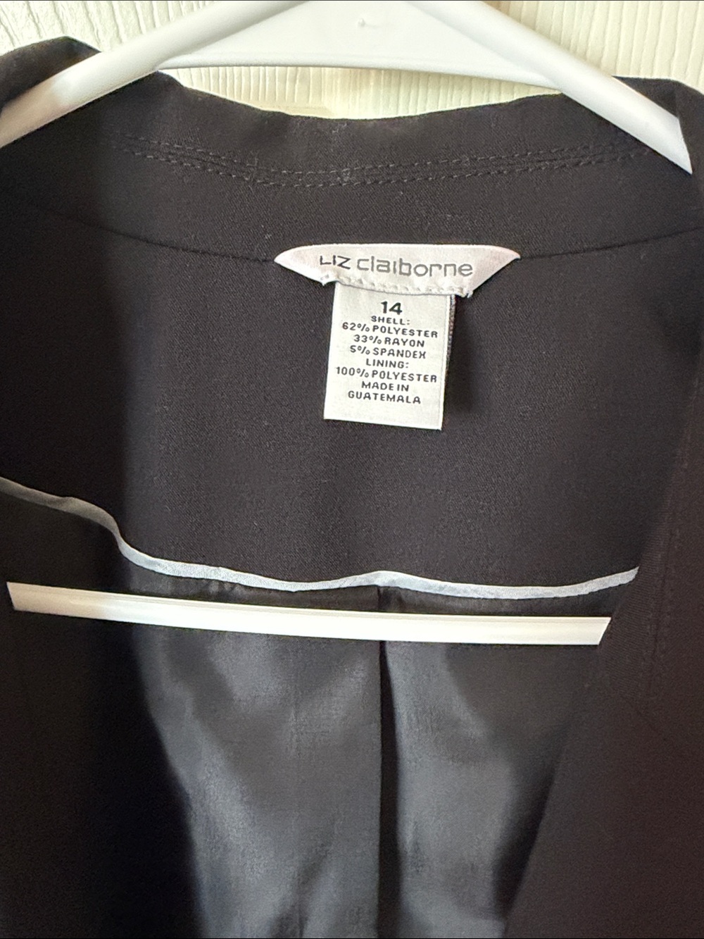Liz Claiborne Classic Black Women’s Blazer Jacket - Picture 3 of 5